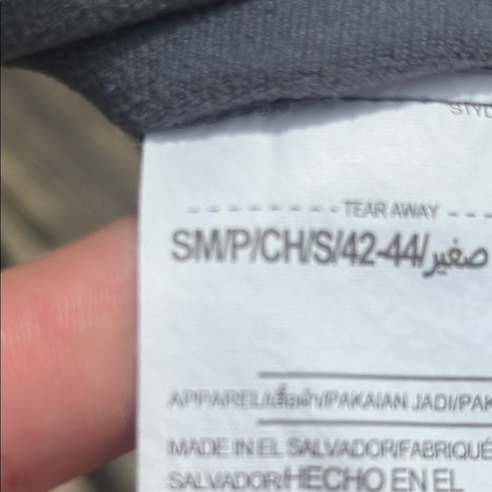 Under Armour Fitted Long Sleeve Black and Gray Zippered Top - Picture 3 of 7